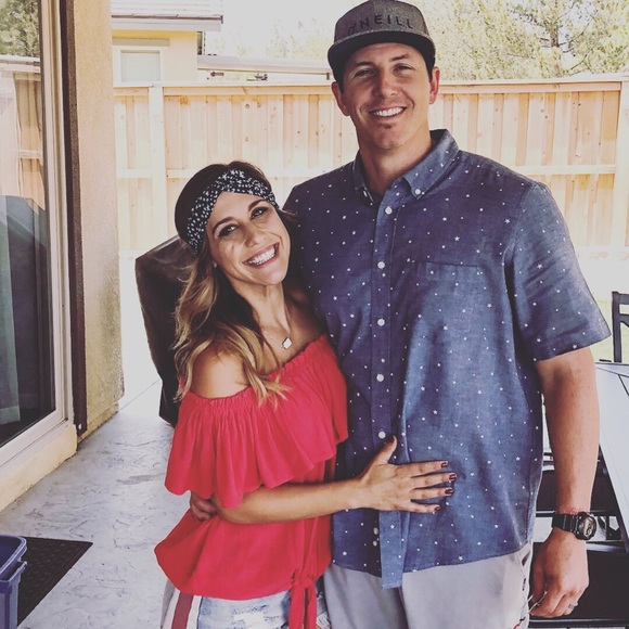 Meet your Posher, Nichole - Picture 1 of 1